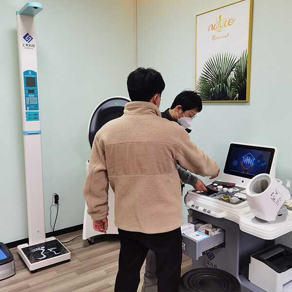 岗前查体一体机应用现场
